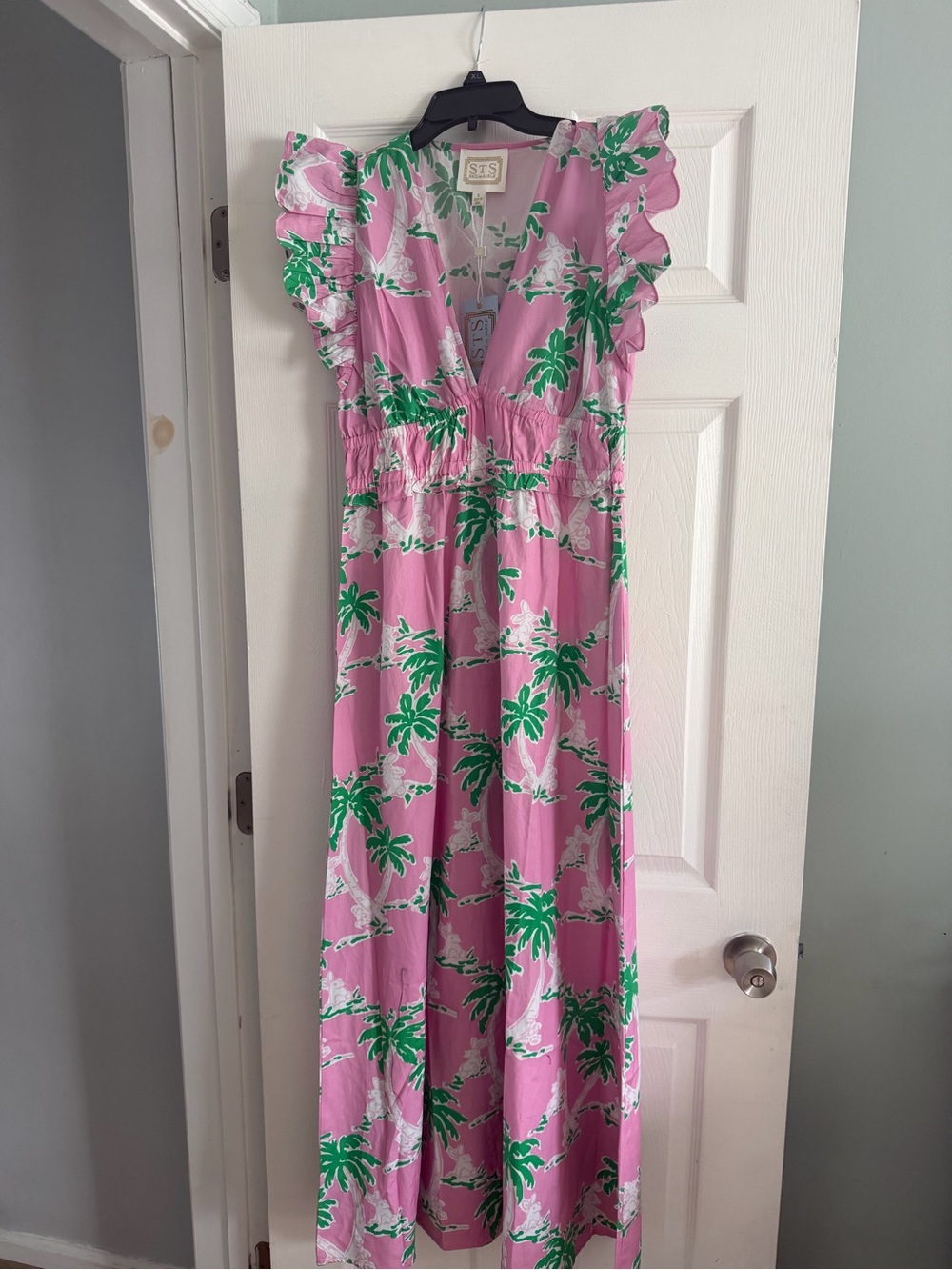Sail to Sable Pink Multi Palm Print Flutter Sleeve V-Neck Midi Dress